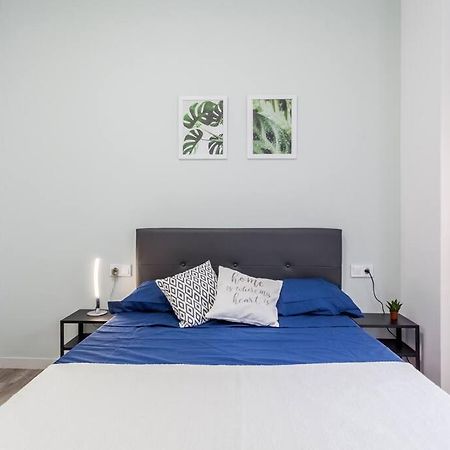 Apartamento Nuevo Cerca De La Playa Y Del Centro Valencia Exterior photo